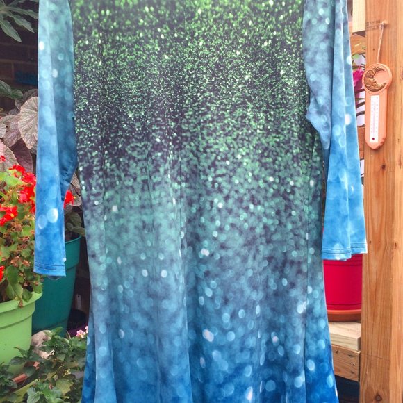 Azalea Green-Blue Printed Tunic Large - Picture 2 of 2